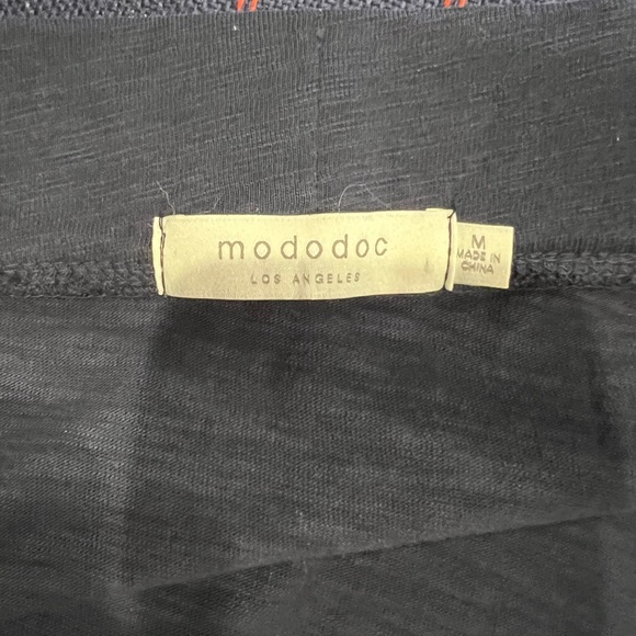 Modo doc navy skirt size medium - Picture 3 of 3